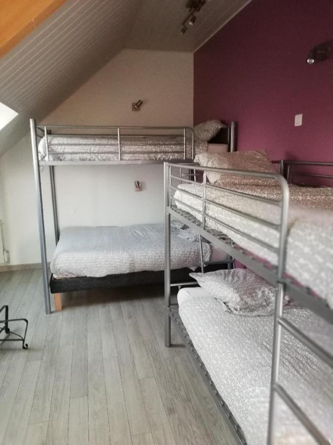 Les Fermiers Bed and Breakfast Giremoutiers Buitenkant foto